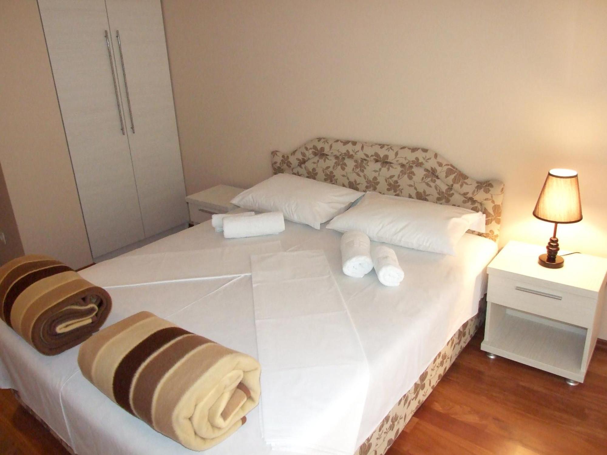 Apartments Oaza 2 Petrovac Rum bild