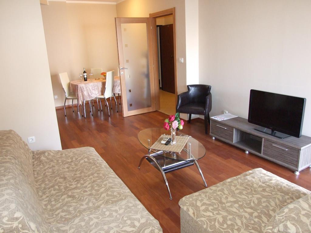 Apartments Oaza 2 Petrovac Rum bild