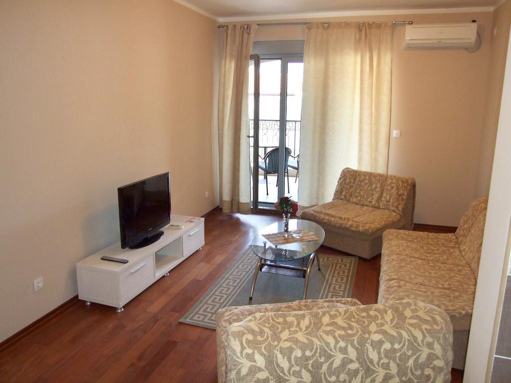 Apartments Oaza 2 Petrovac Rum bild