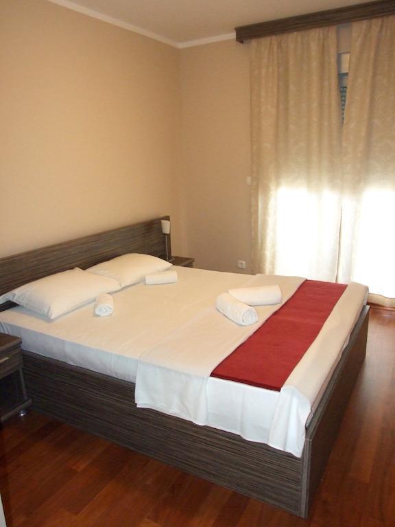 Apartments Oaza 2 Petrovac Exteriör bild