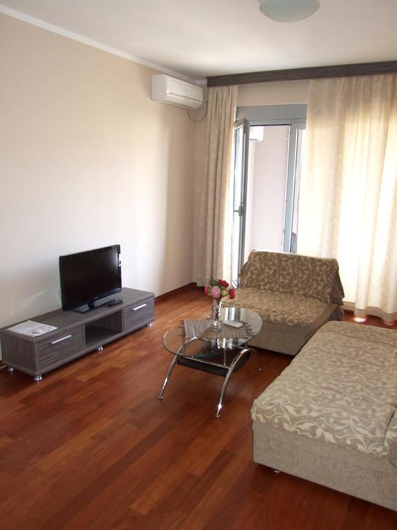 Apartments Oaza 2 Petrovac Exteriör bild